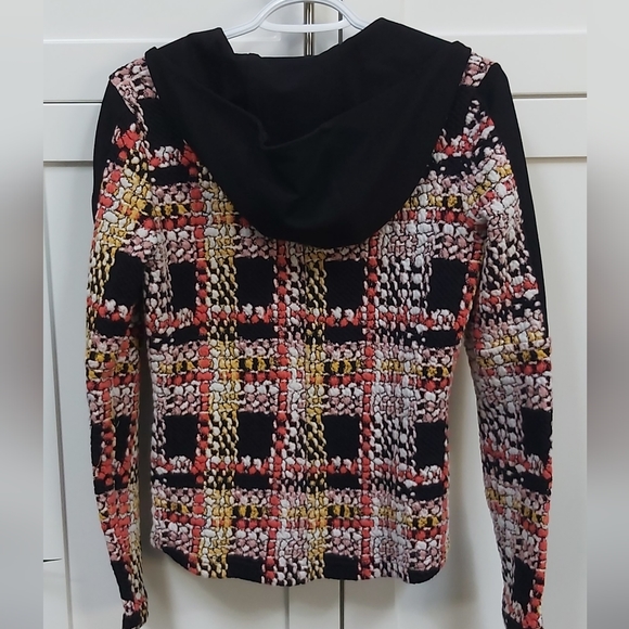 Tonia Debellis hooded plaid jacket. - Picture 5 of 15